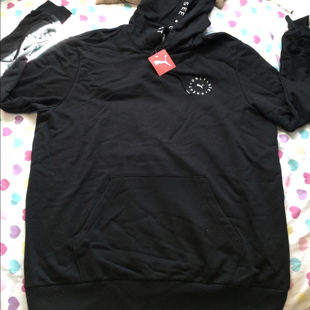 New Puma Hoodie.  Mens US 2XL